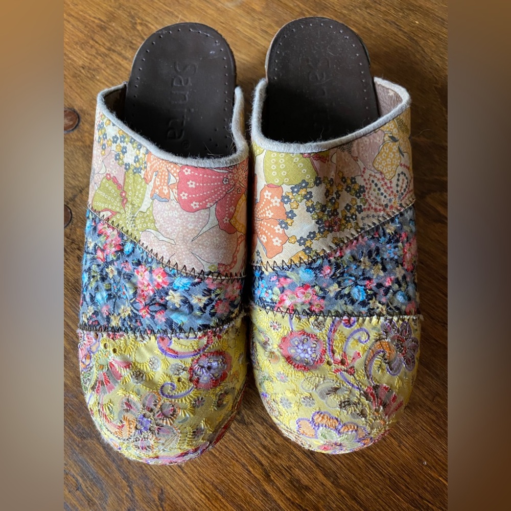 Sanita Womens Clogs 39